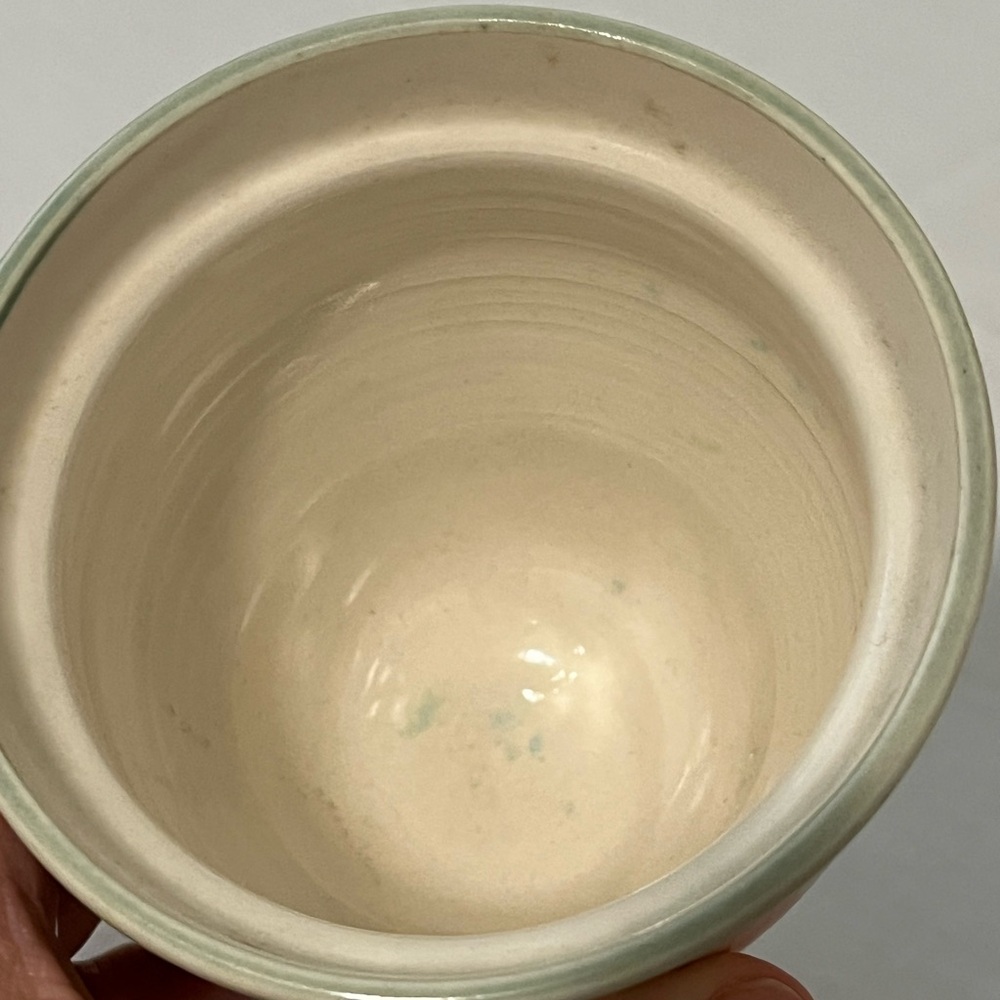 Small Vintage Handmade Pottery Pot Signed - Picture 5 of 9